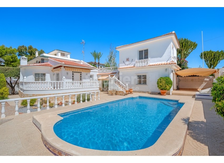 Resale - Villa -
Ciudad Quesada - Rojales - Cuidad Quesada