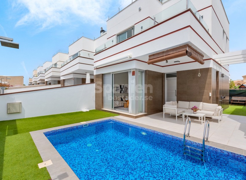 Resale - Villa -
Ciudad Quesada - Rojales - Rojales