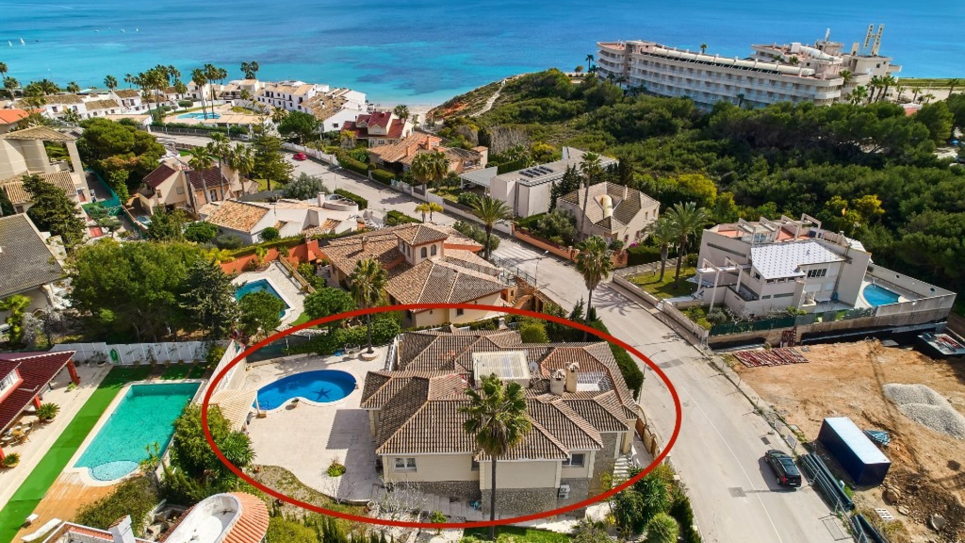 Resale - Villa -
Dehesa de Campoamor - Campoamor