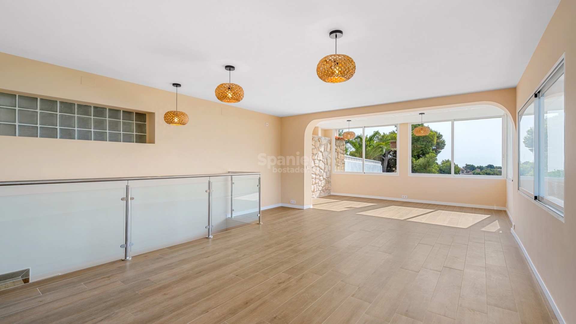 Resale - Villa -
La Nucía