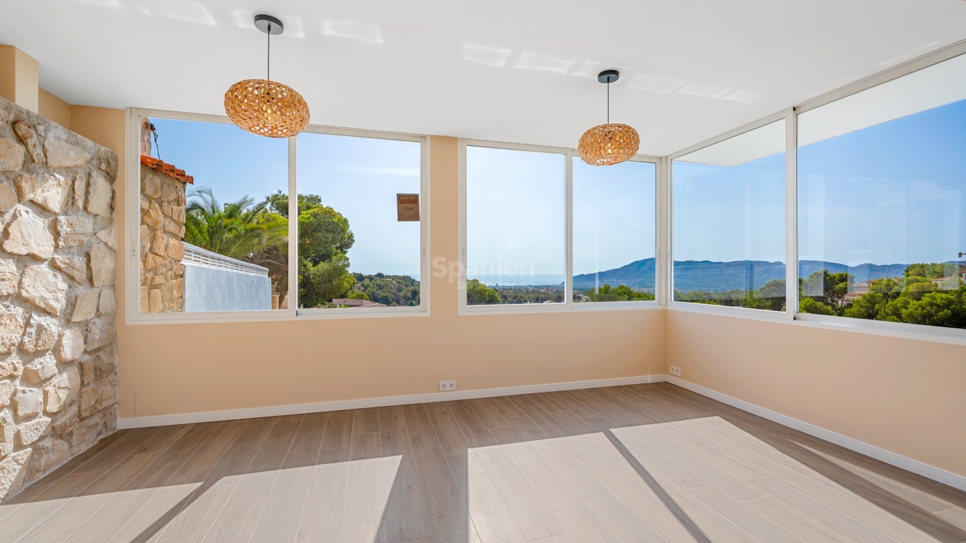 Resale - Villa -
La Nucía