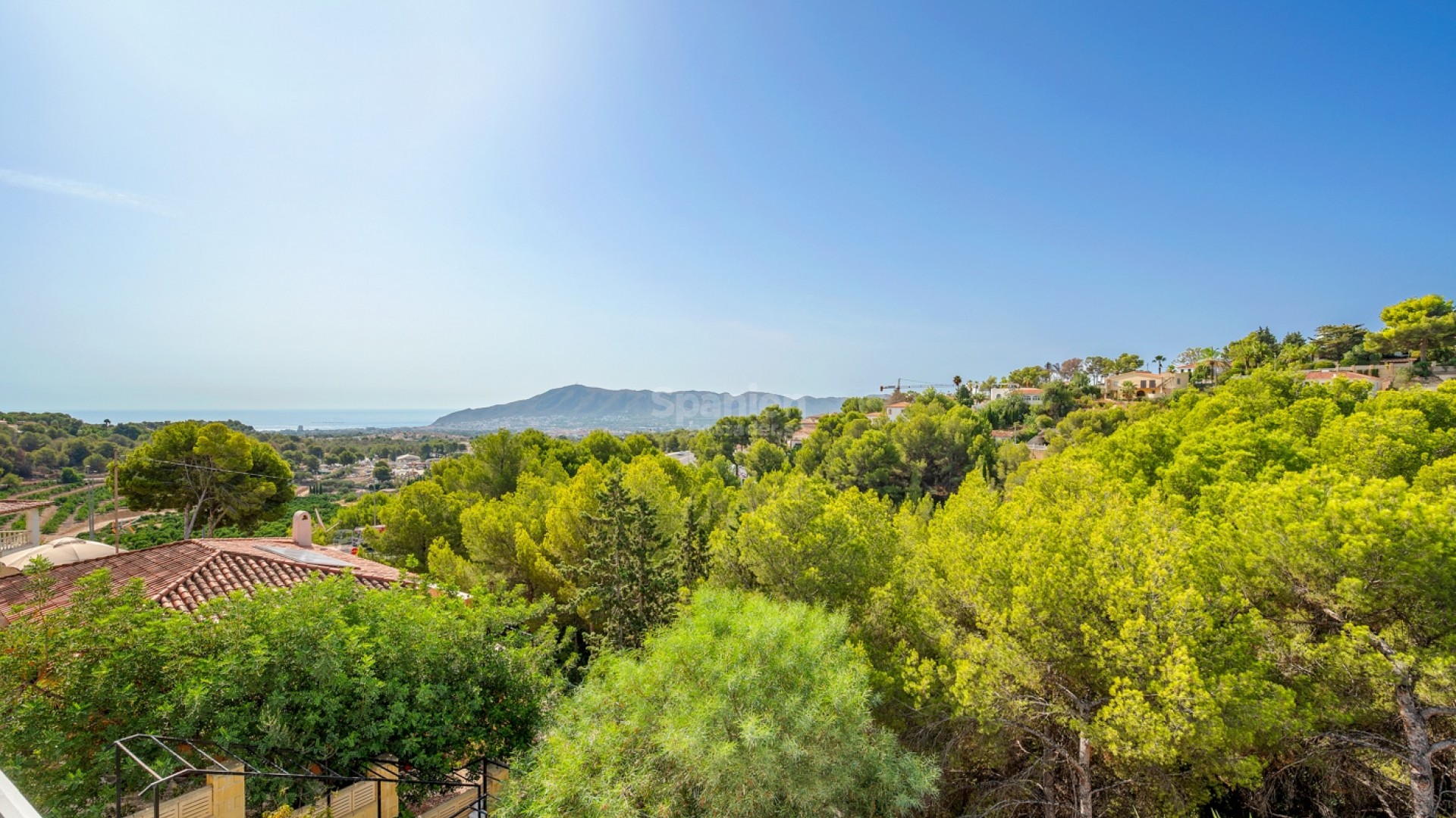 Resale - Villa -
La Nucía