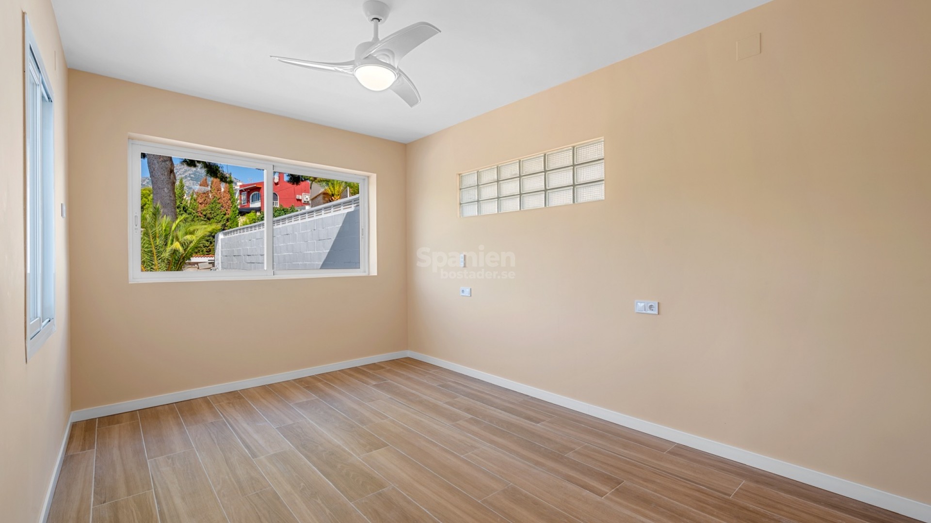 Resale - Villa -
La Nucía