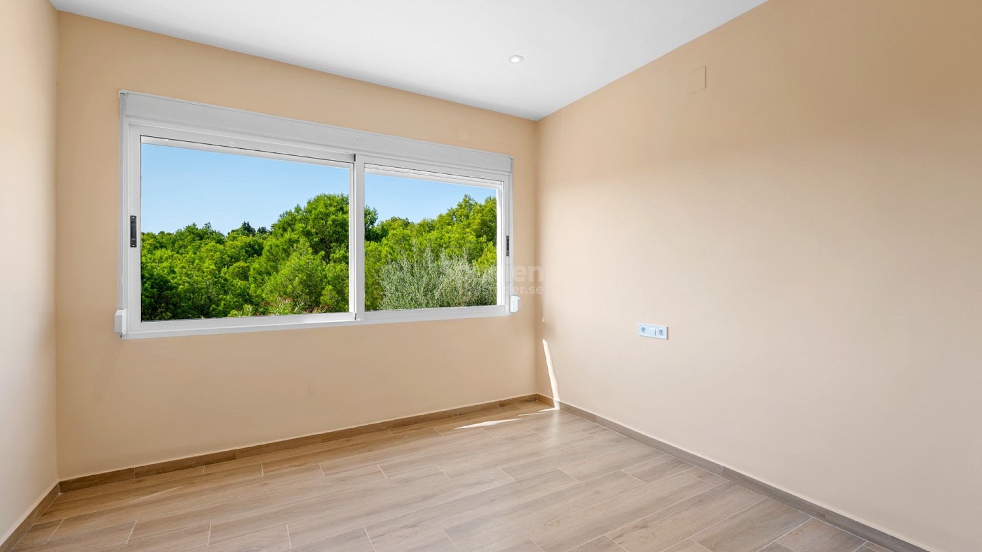 Resale - Villa -
La Nucía