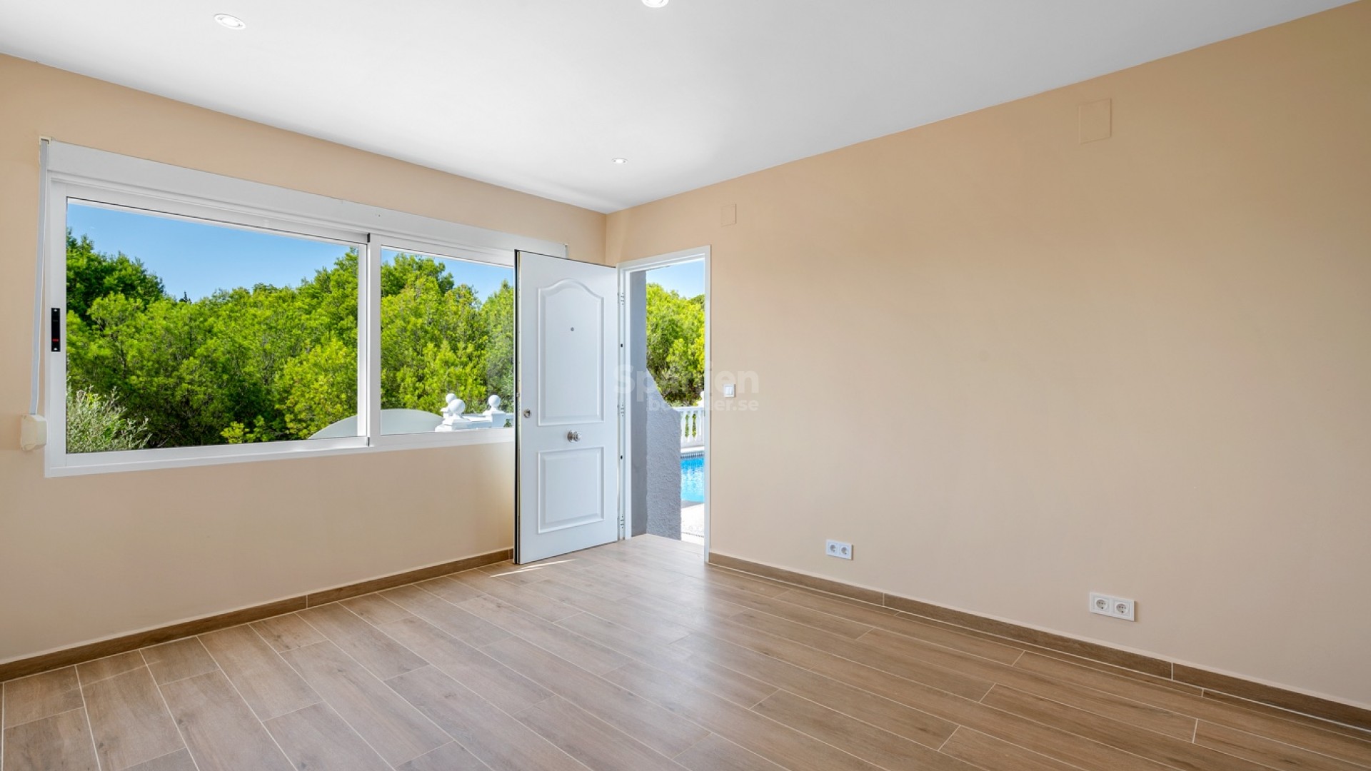 Resale - Villa -
La Nucía