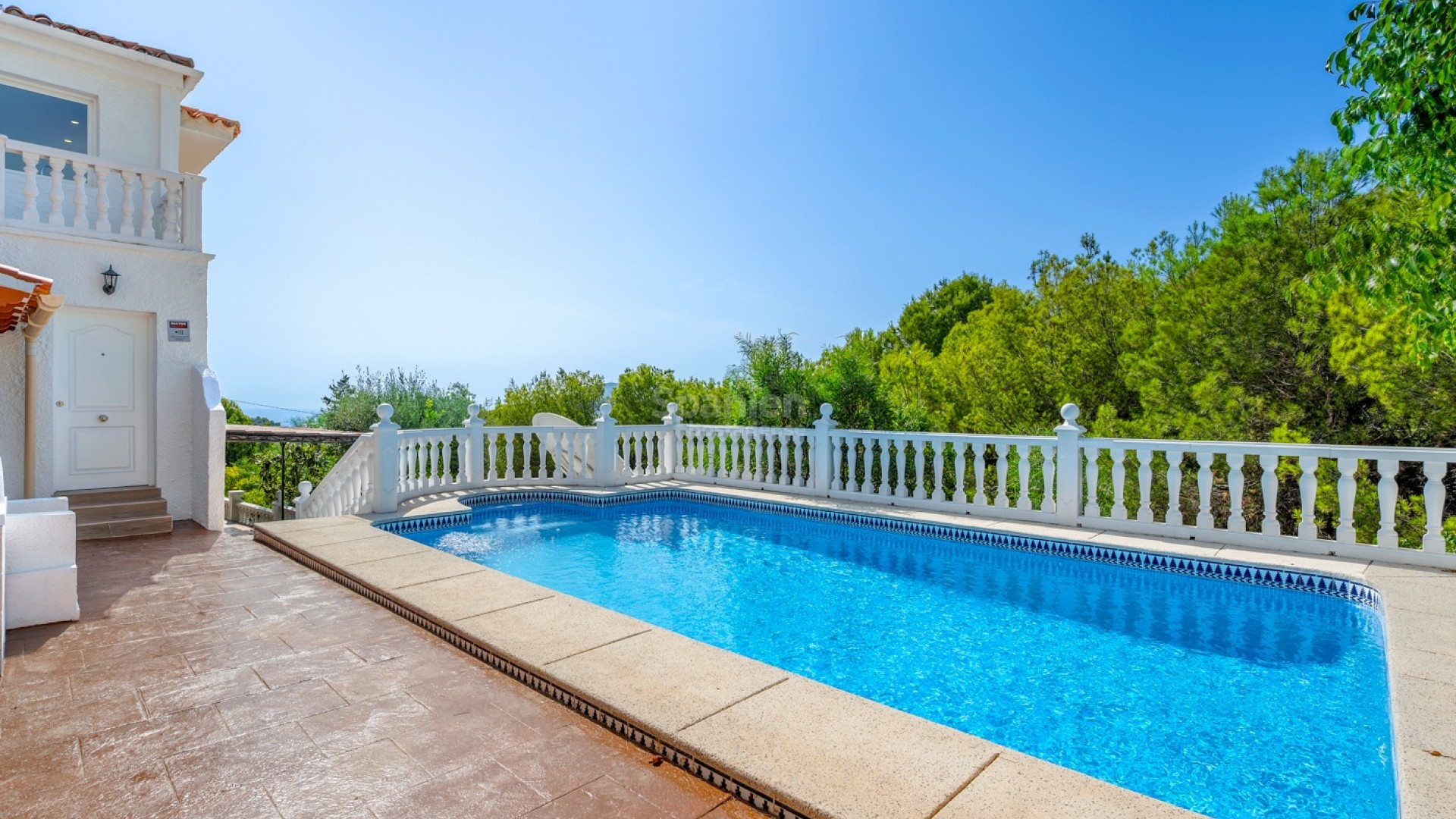 Resale - Villa -
La Nucía