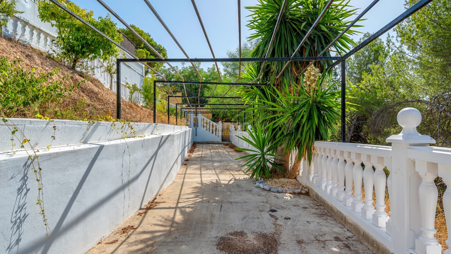 Resale - Villa -
La Nucía