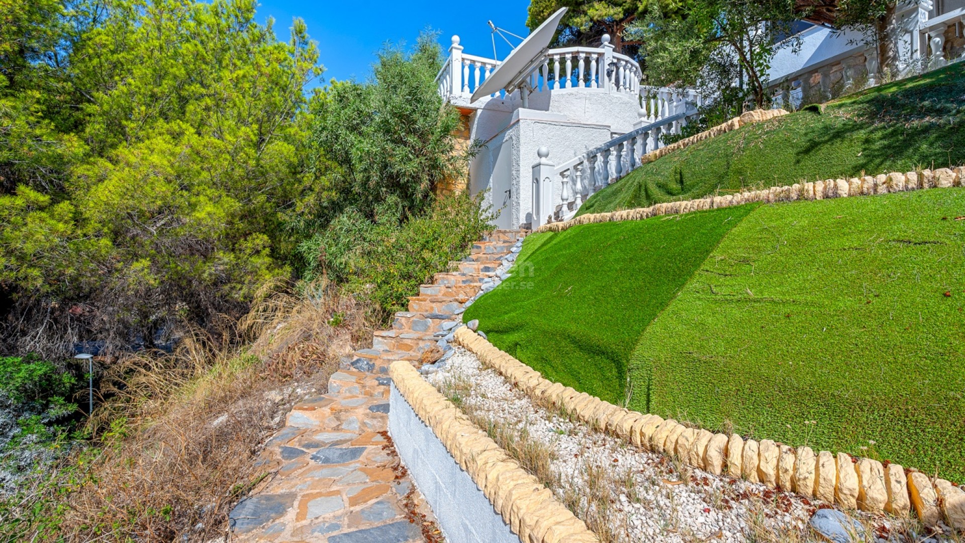 Resale - Villa -
La Nucía