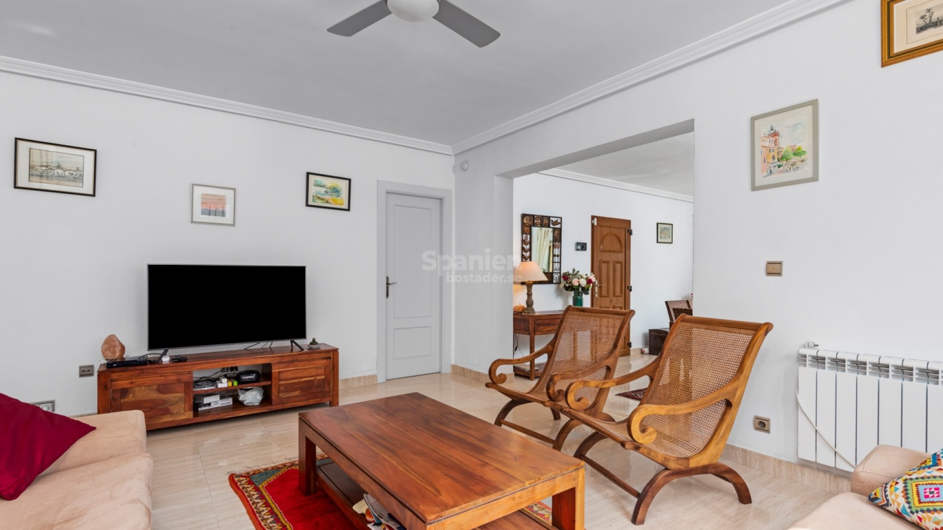 Resale - Villa -
Los Balcones