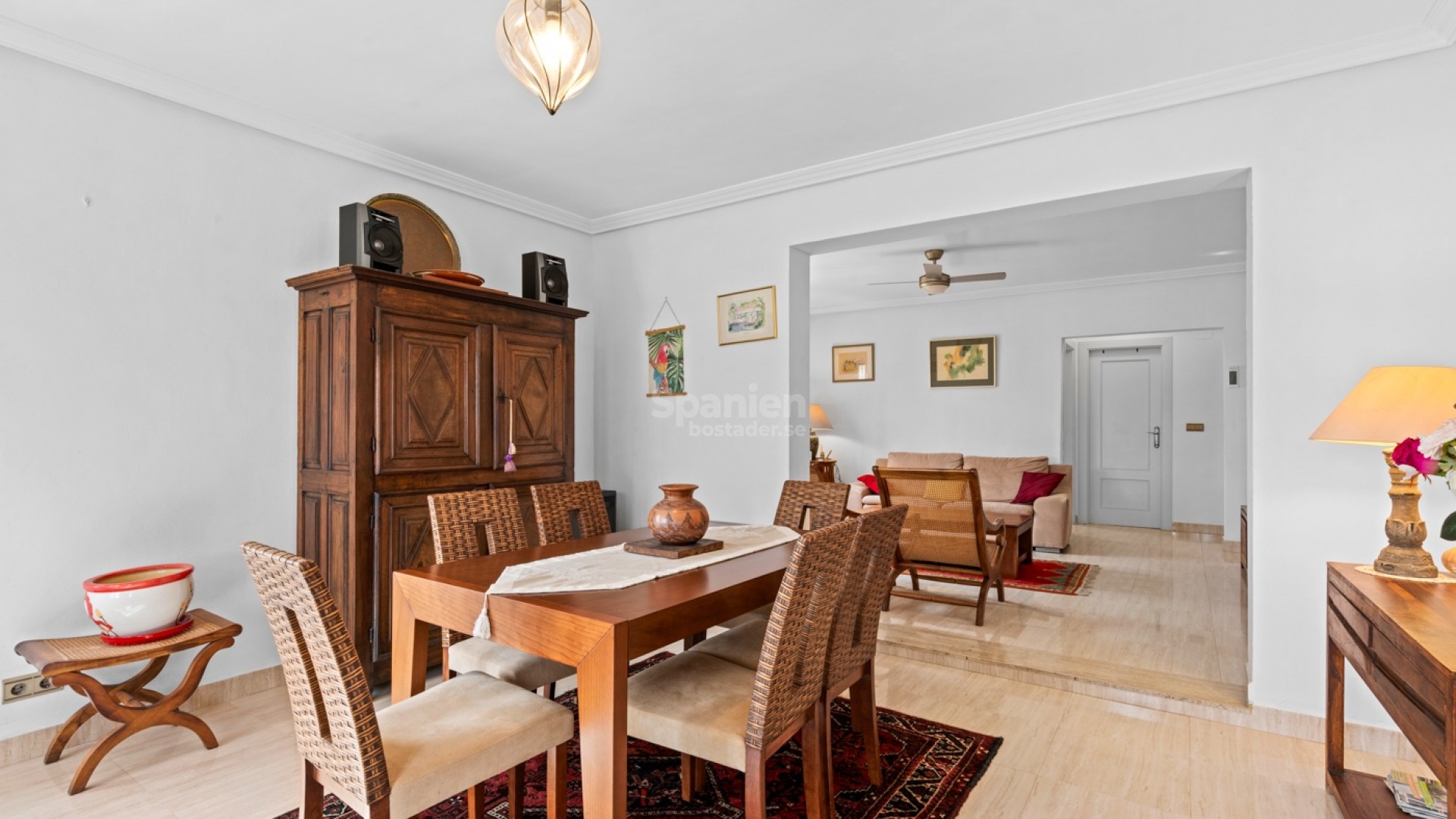 Resale - Villa -
Los Balcones