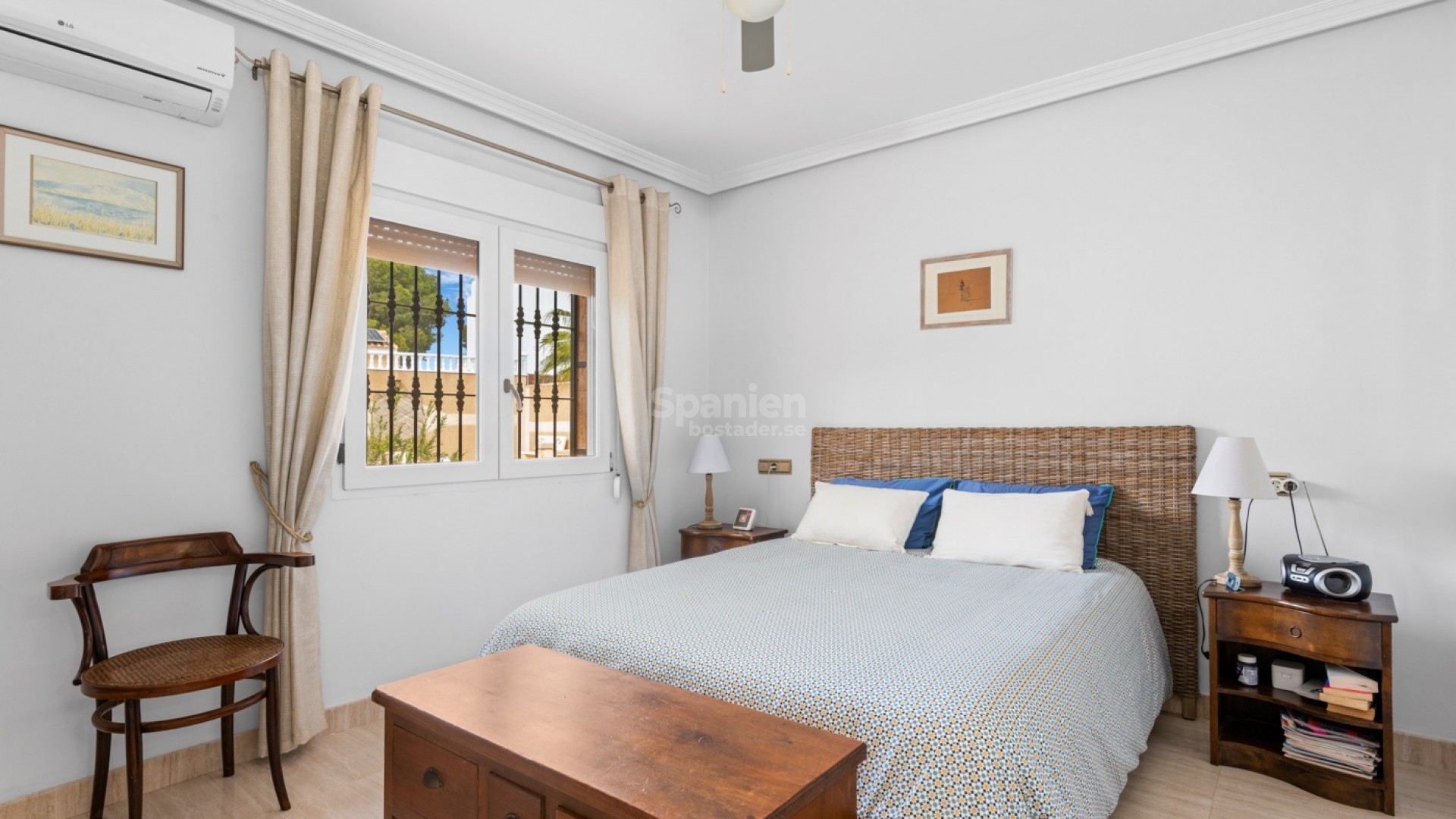 Resale - Villa -
Los Balcones