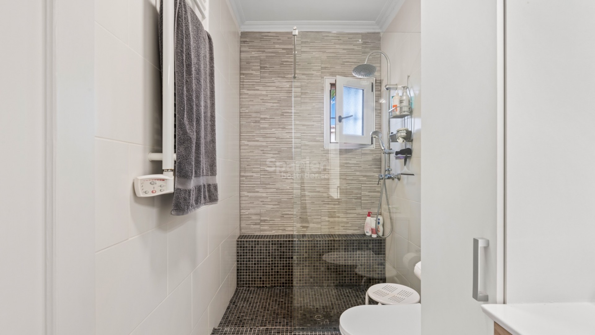 Resale - Villa -
Los Balcones