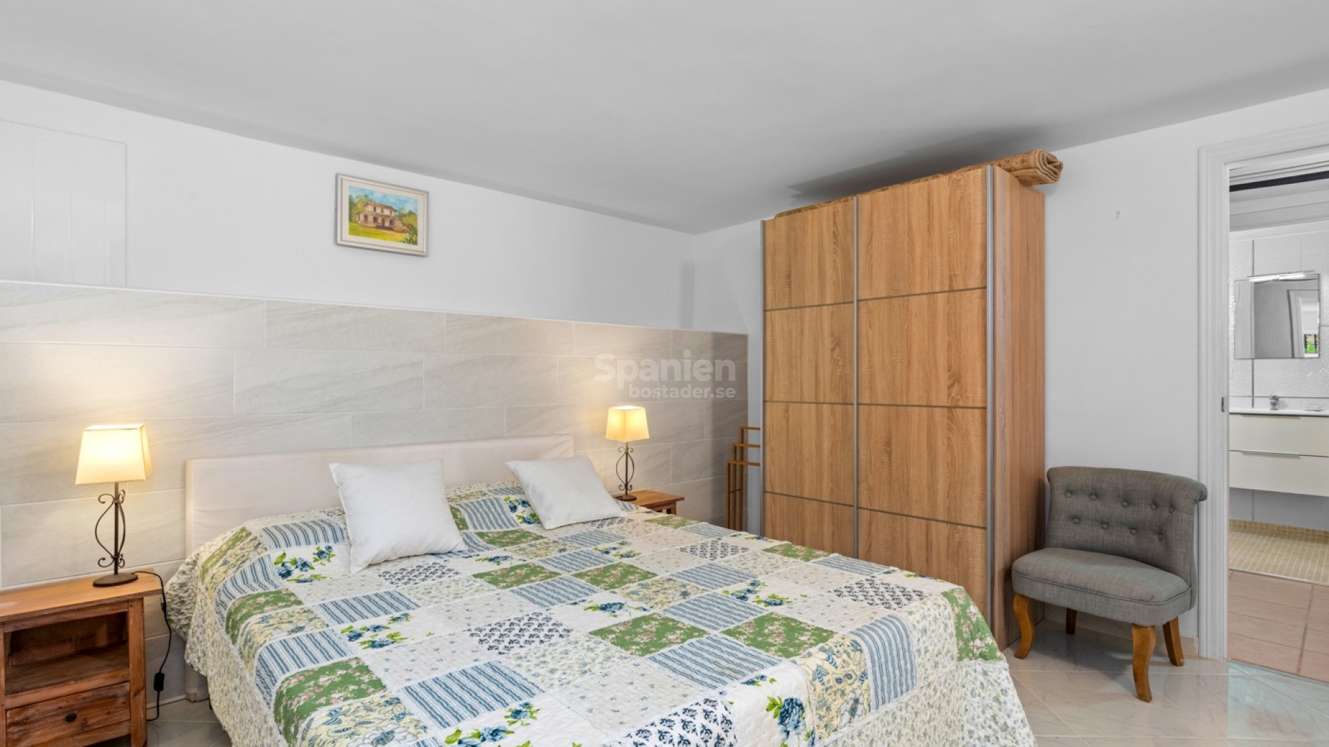Resale - Villa -
Los Balcones