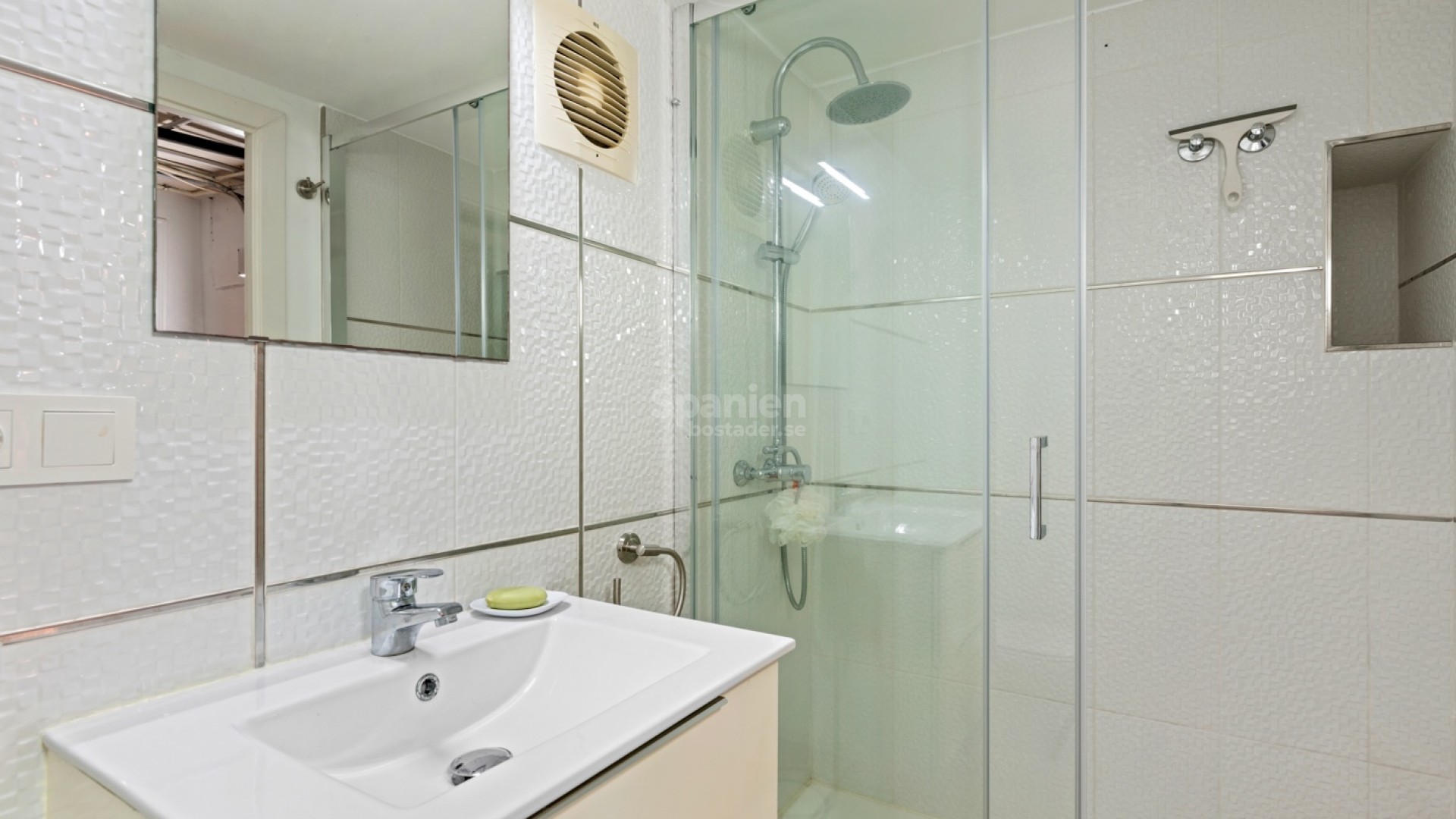 Resale - Villa -
Los Balcones