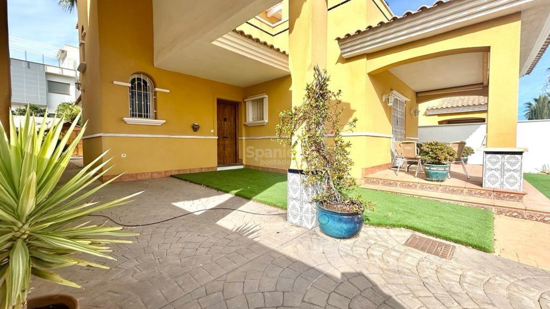 Resale - Villa -
Orihuela Costa - Cabo Roig