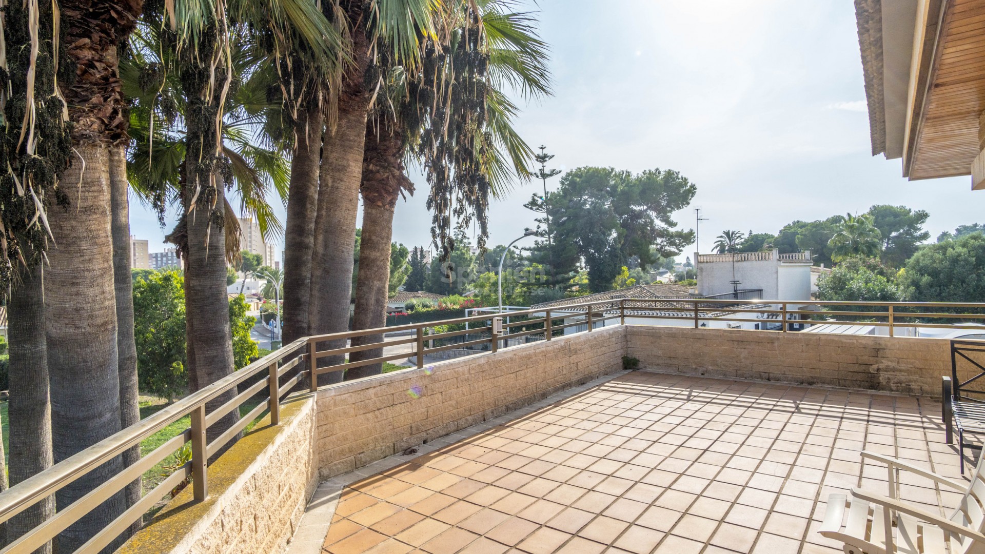 Resale - Villa -
Orihuela Costa - Campoamor