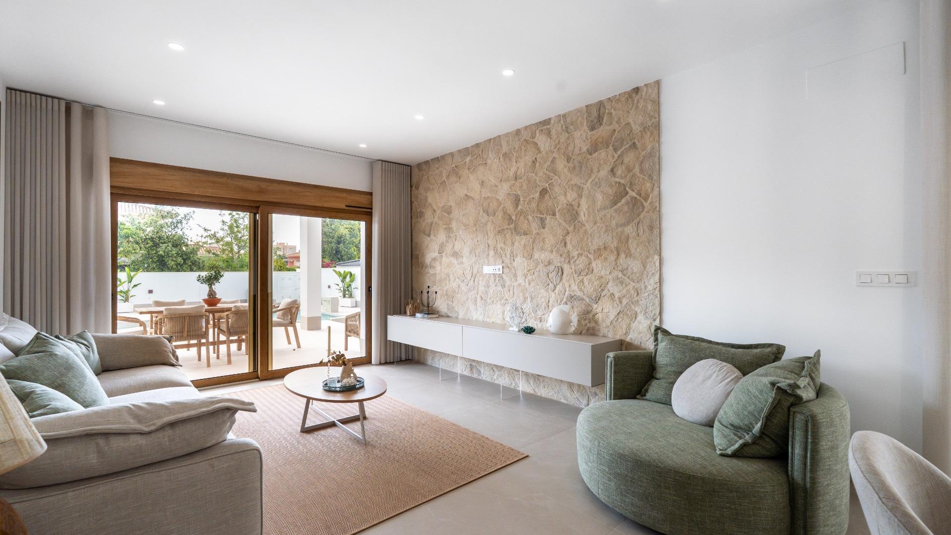 Resale - Villa -
Orihuela Costa - Campoamor