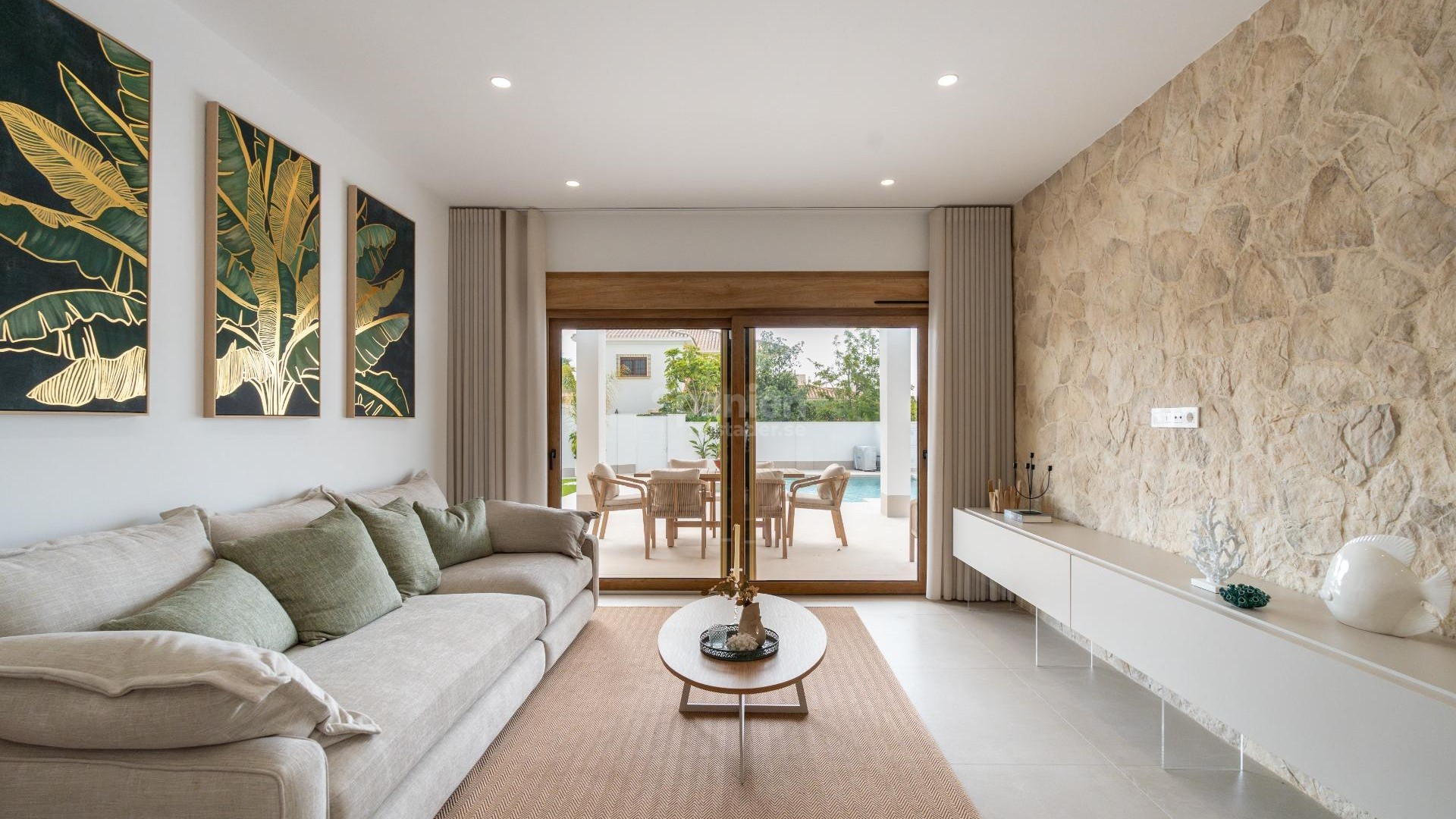Resale - Villa -
Orihuela Costa - Campoamor