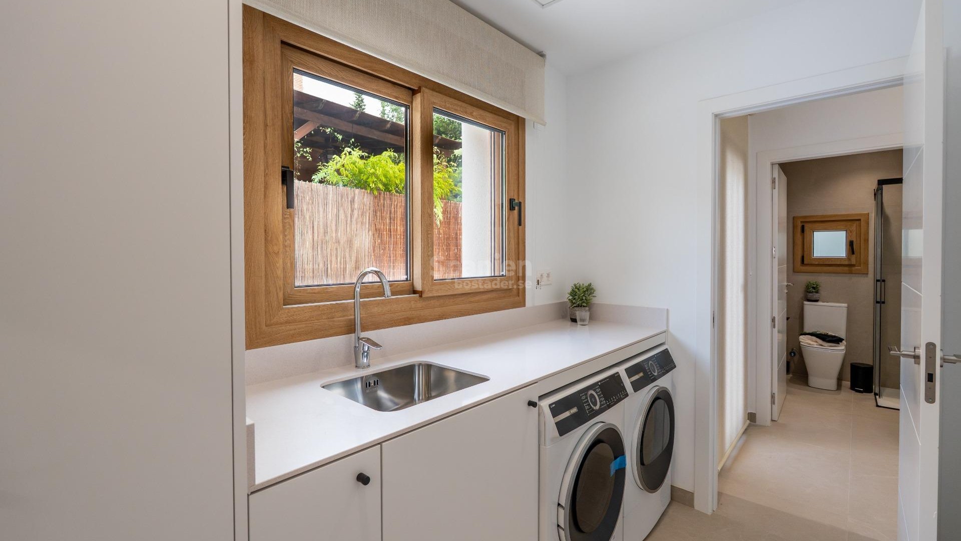 Resale - Villa -
Orihuela Costa - Campoamor