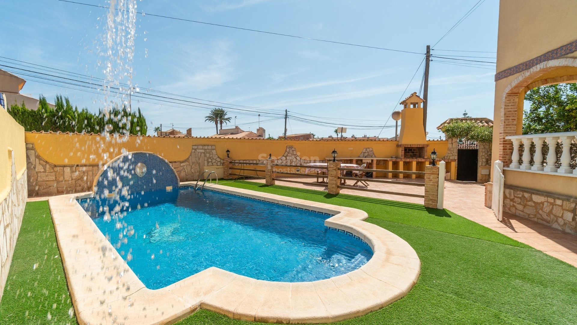 Resale - Villa -
Orihuela Costa - Las Mimosas