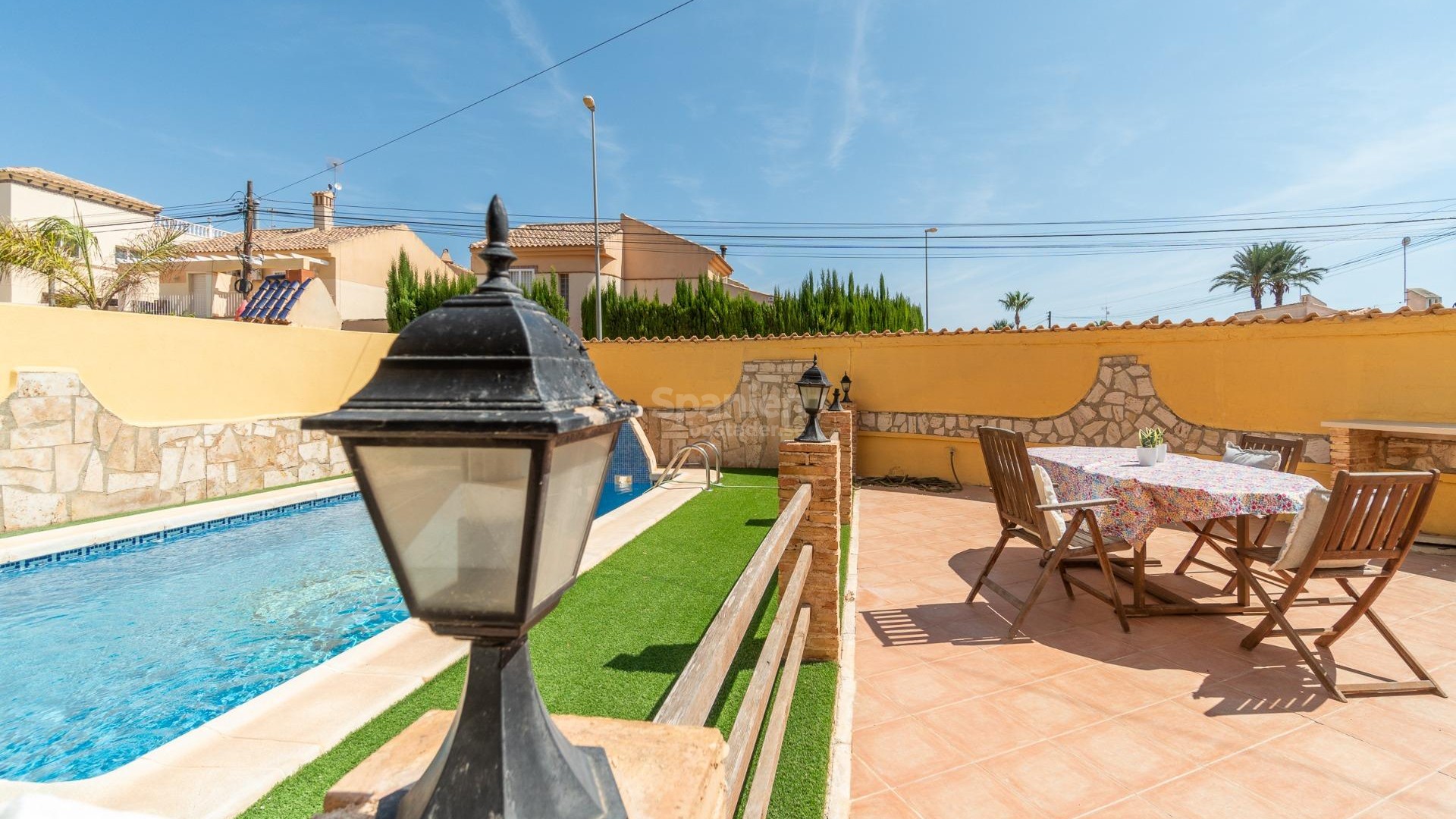 Resale - Villa -
Orihuela Costa - Las Mimosas