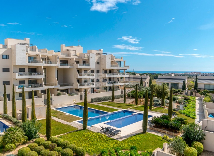 Resale - Villa -
Orihuela Costa - Los Dolses