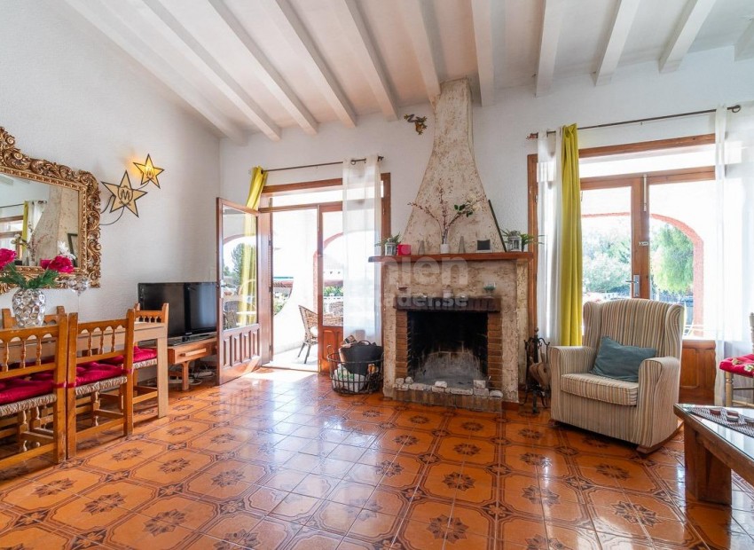 Resale - Villa -
Orihuela Costa - Punta Prima