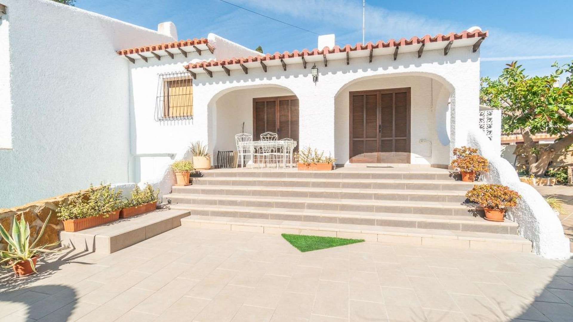 Resale - Villa -
Orihuela Costa - Punta Prima
