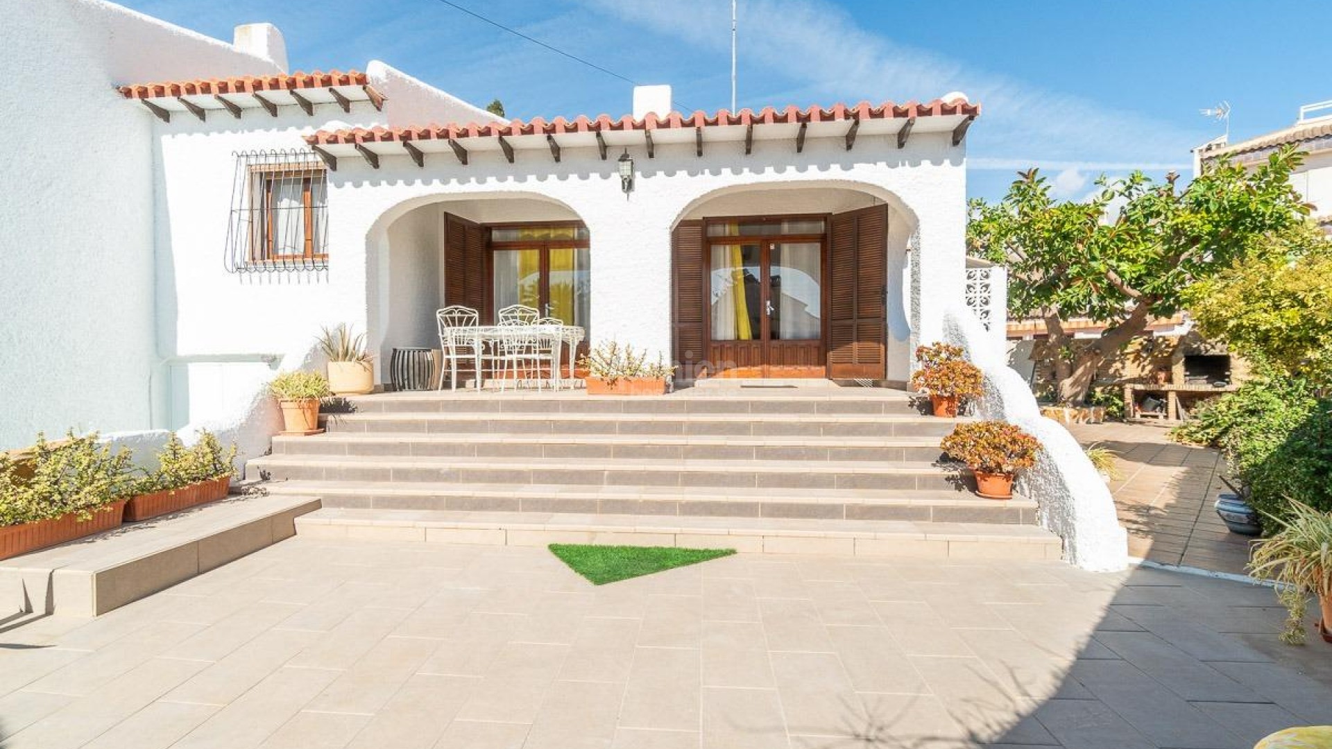 Resale - Villa -
Orihuela Costa - Punta Prima