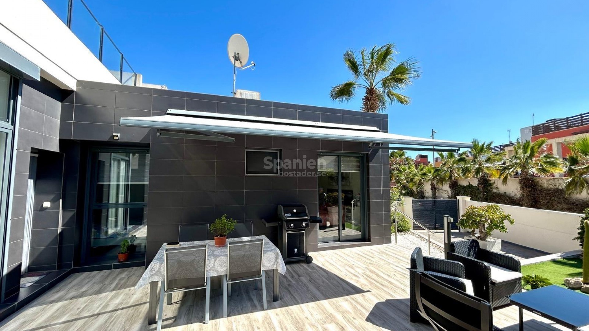 Resale - Villa -
Orihuela Costa - Villamartín-Las Filipinas