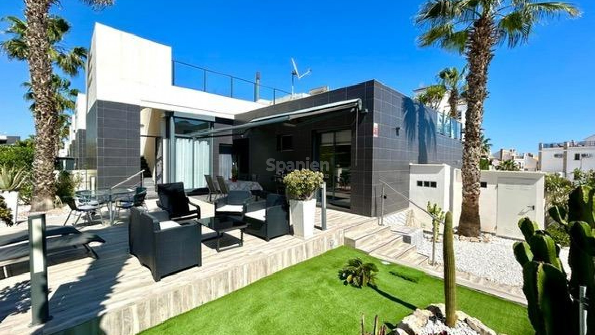 Resale - Villa -
Orihuela Costa - Villamartín-Las Filipinas