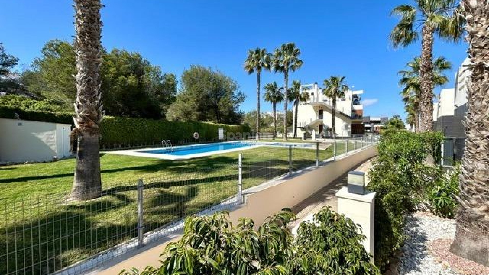 Resale - Villa -
Orihuela Costa - Villamartín-Las Filipinas