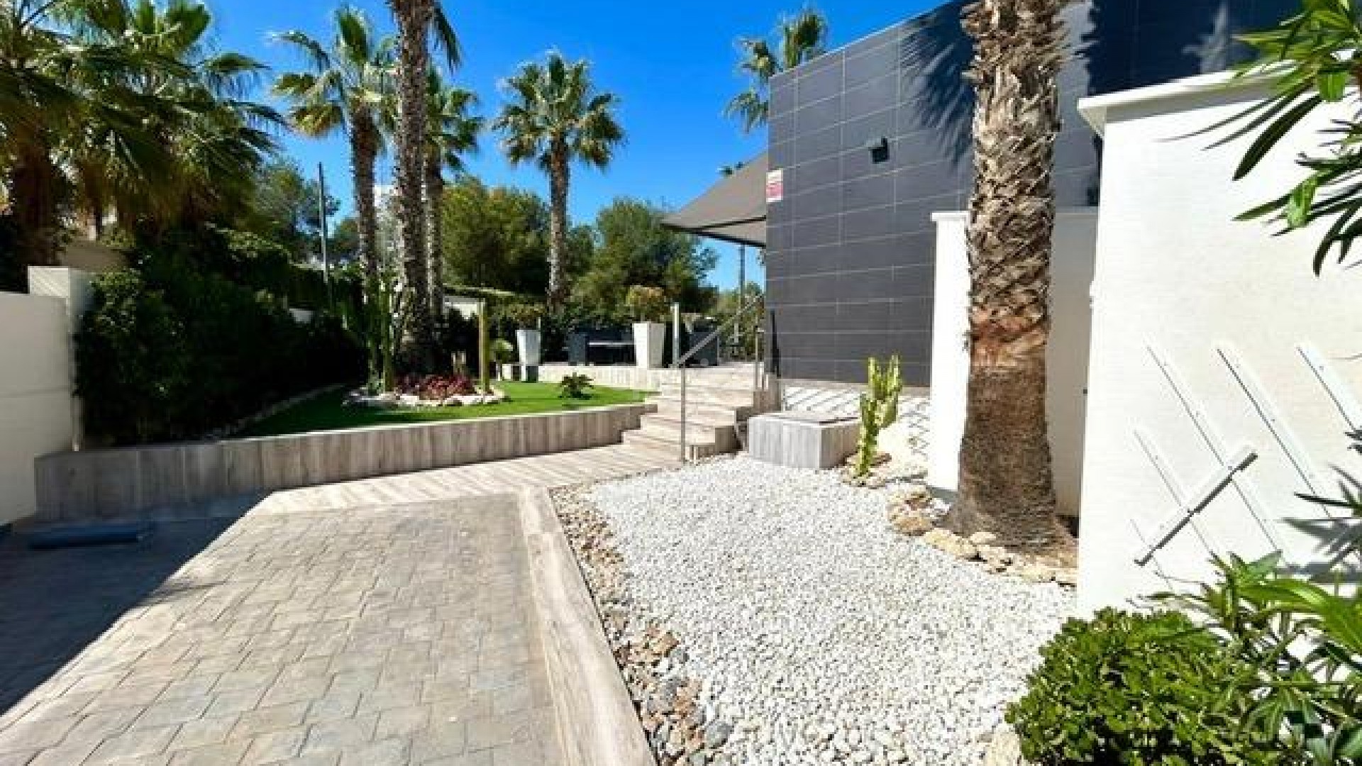 Resale - Villa -
Orihuela Costa - Villamartín-Las Filipinas