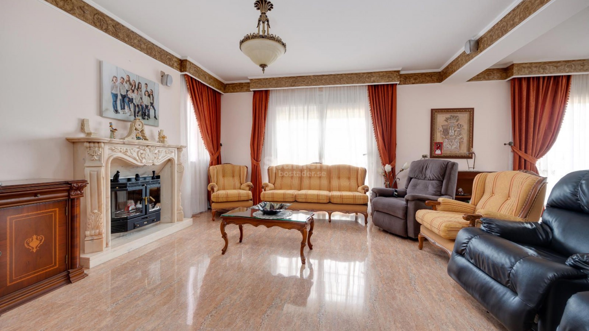 Resale - Villa -
Orihuela - Hurchillo