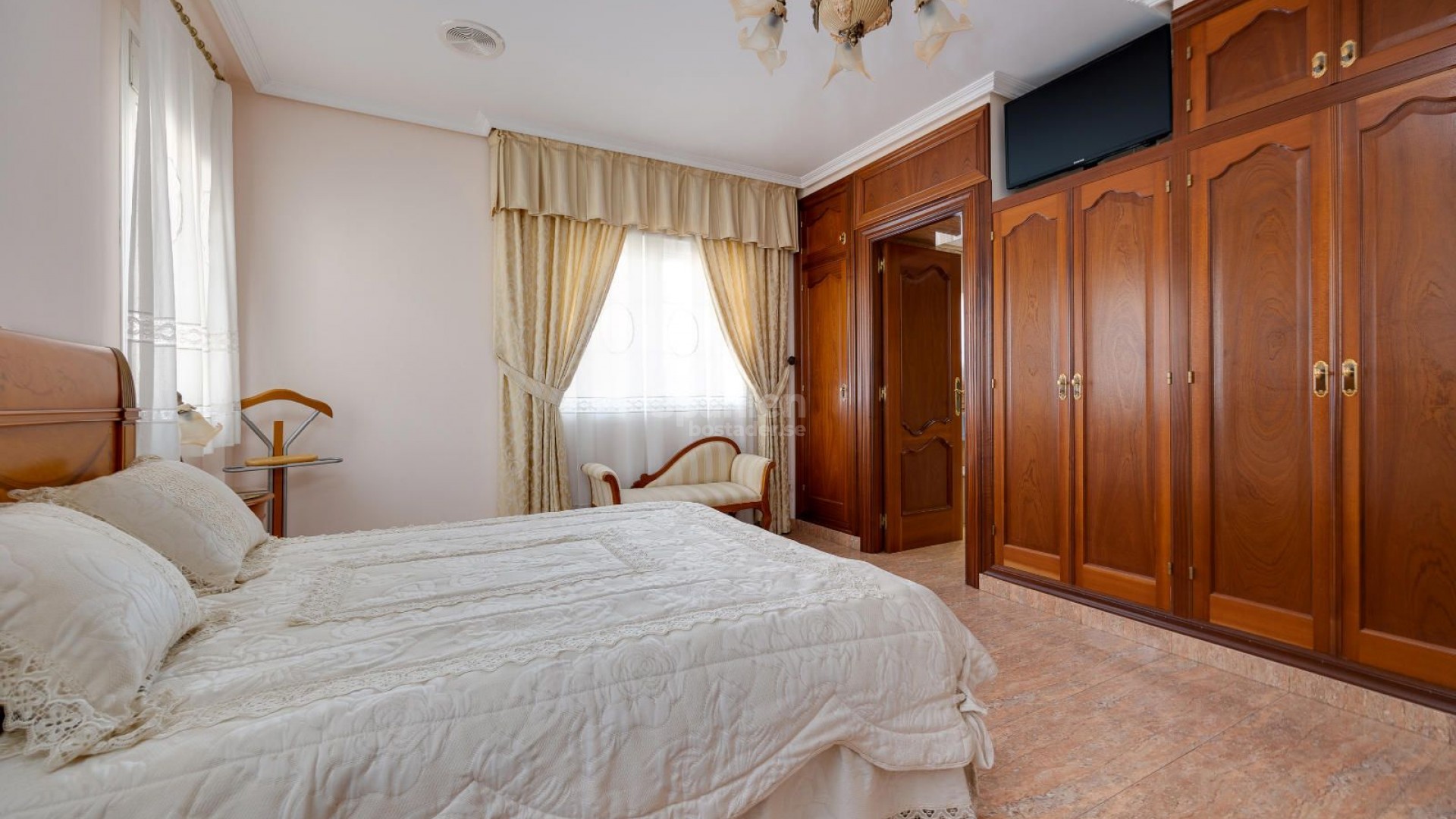 Resale - Villa -
Orihuela - Hurchillo