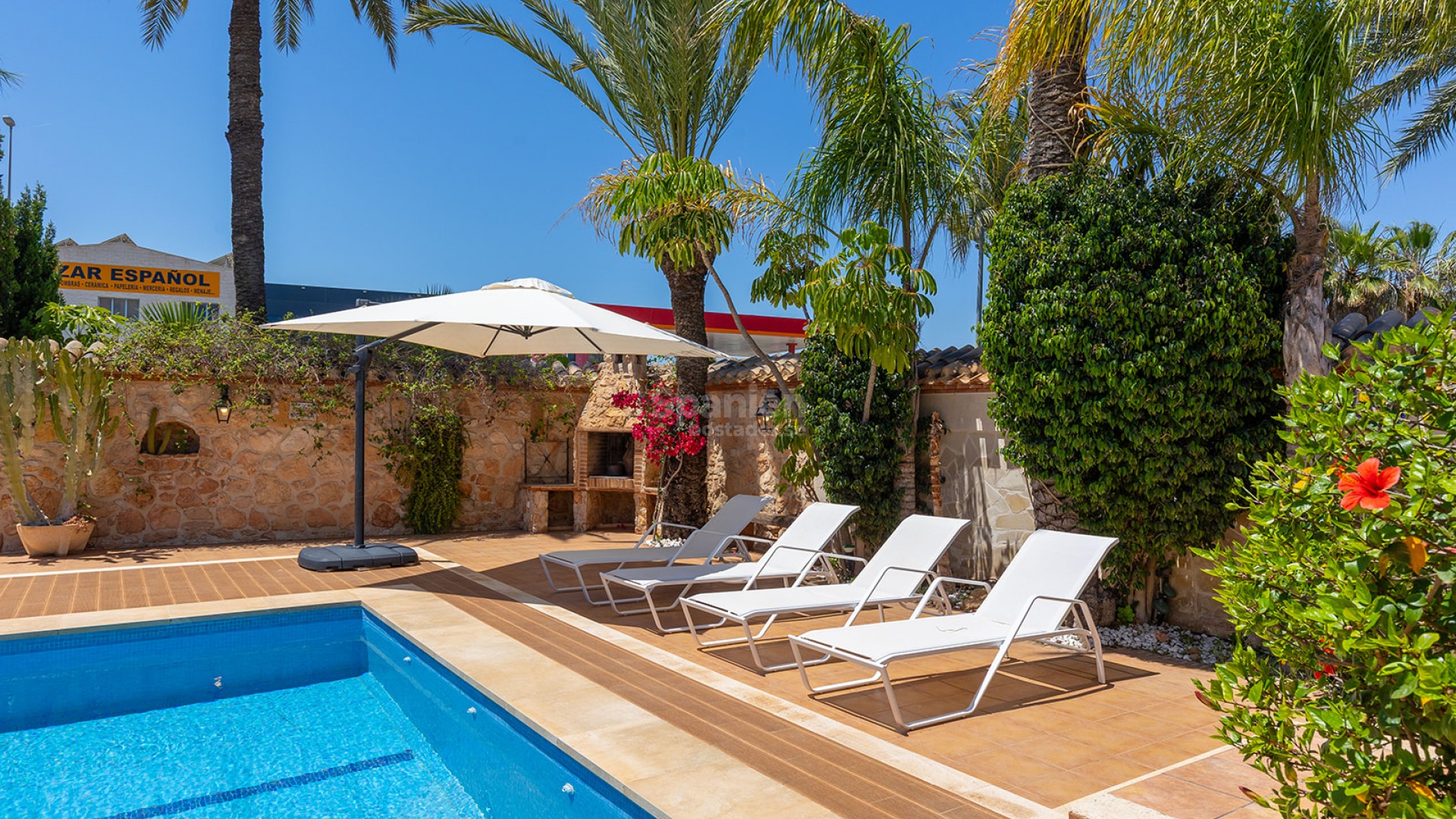 Resale - Villa -
Orihuela - Orihuela Costa
