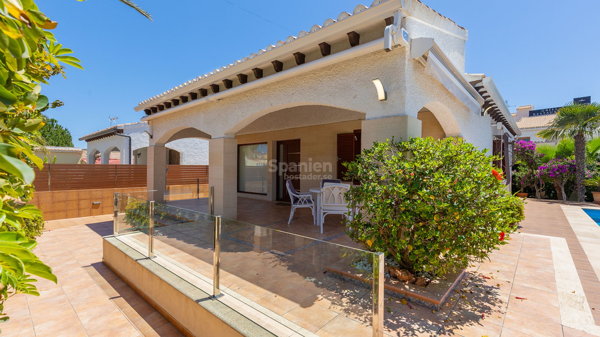 Resale - Villa -
Orihuela - Orihuela Costa