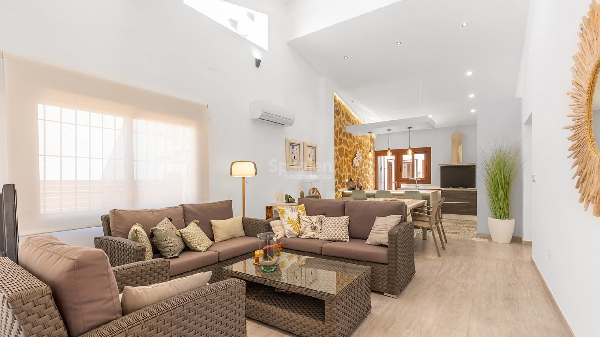 Resale - Villa -
Orihuela - Orihuela Costa