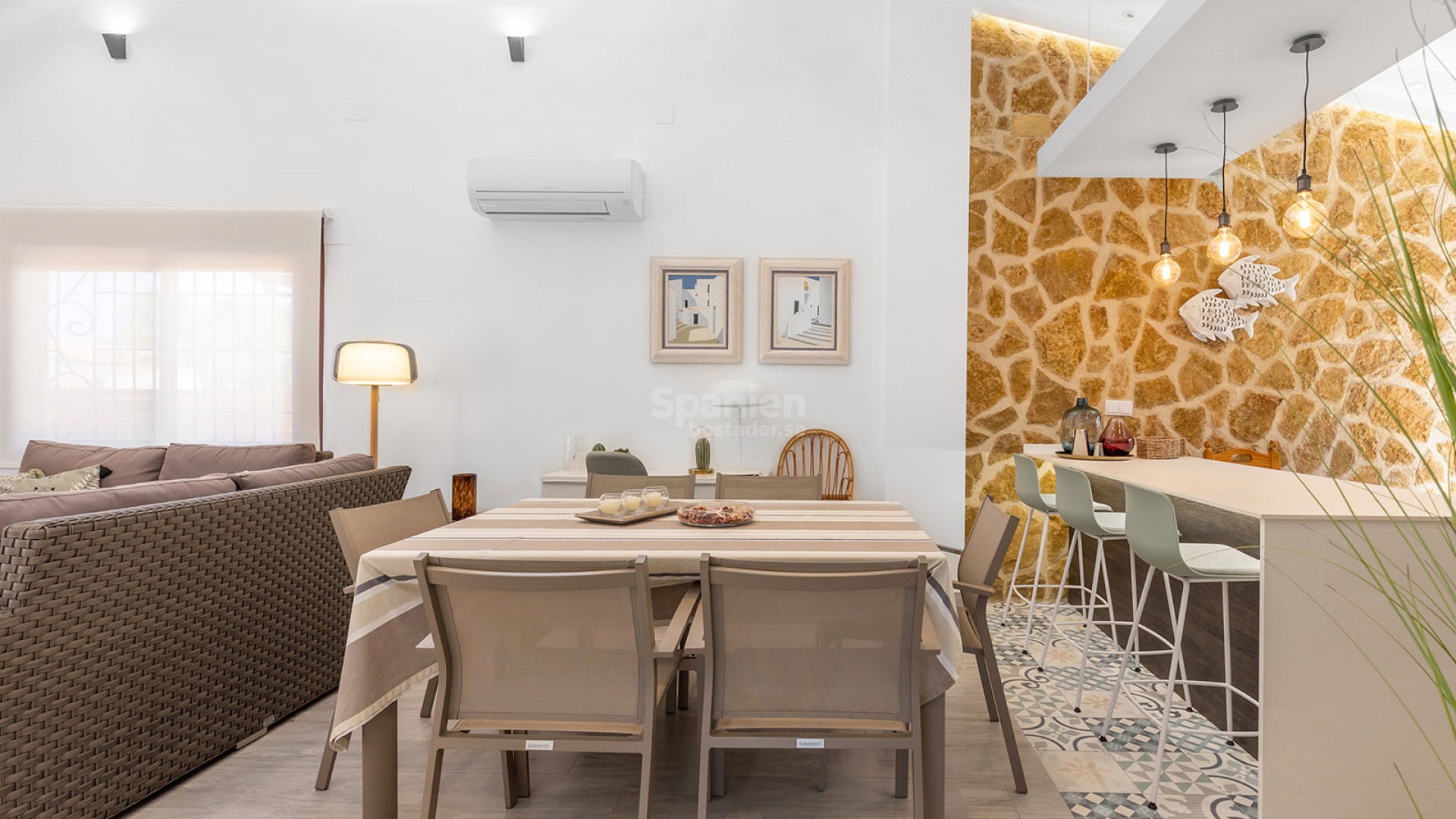 Resale - Villa -
Orihuela - Orihuela Costa