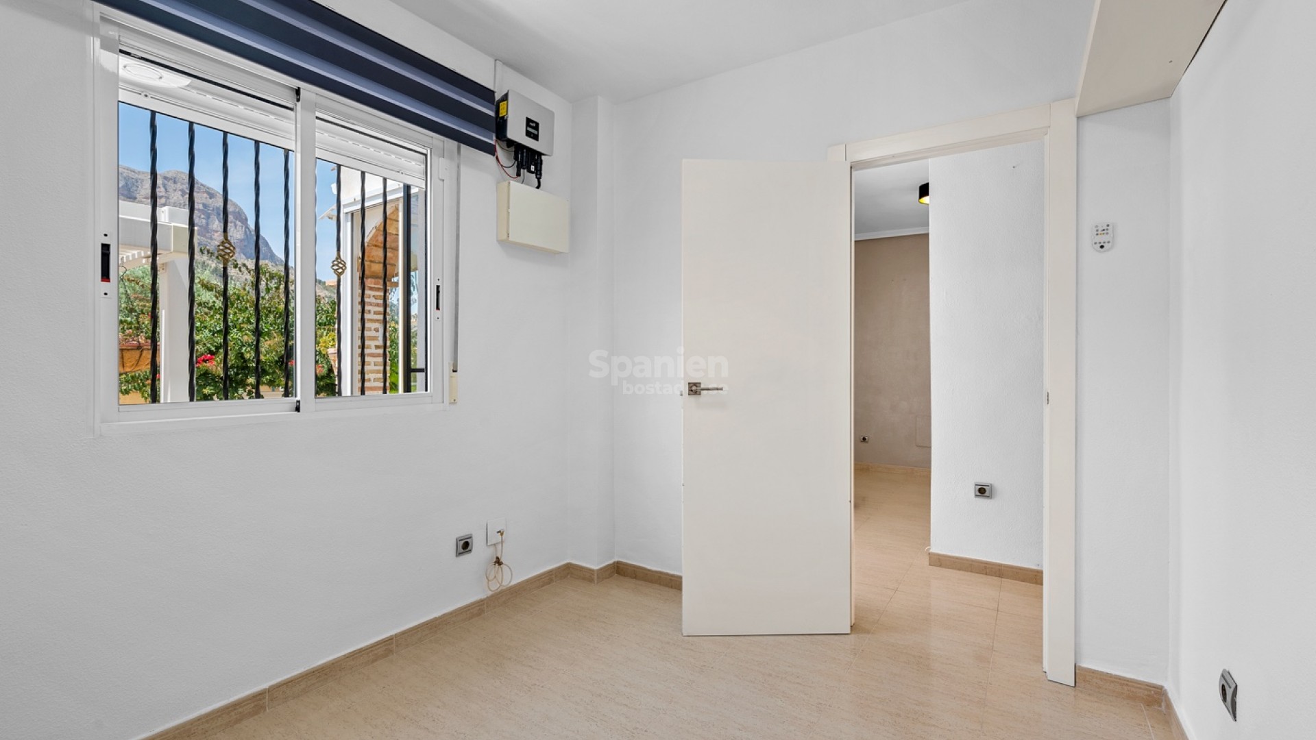 Resale - Villa -
Polop