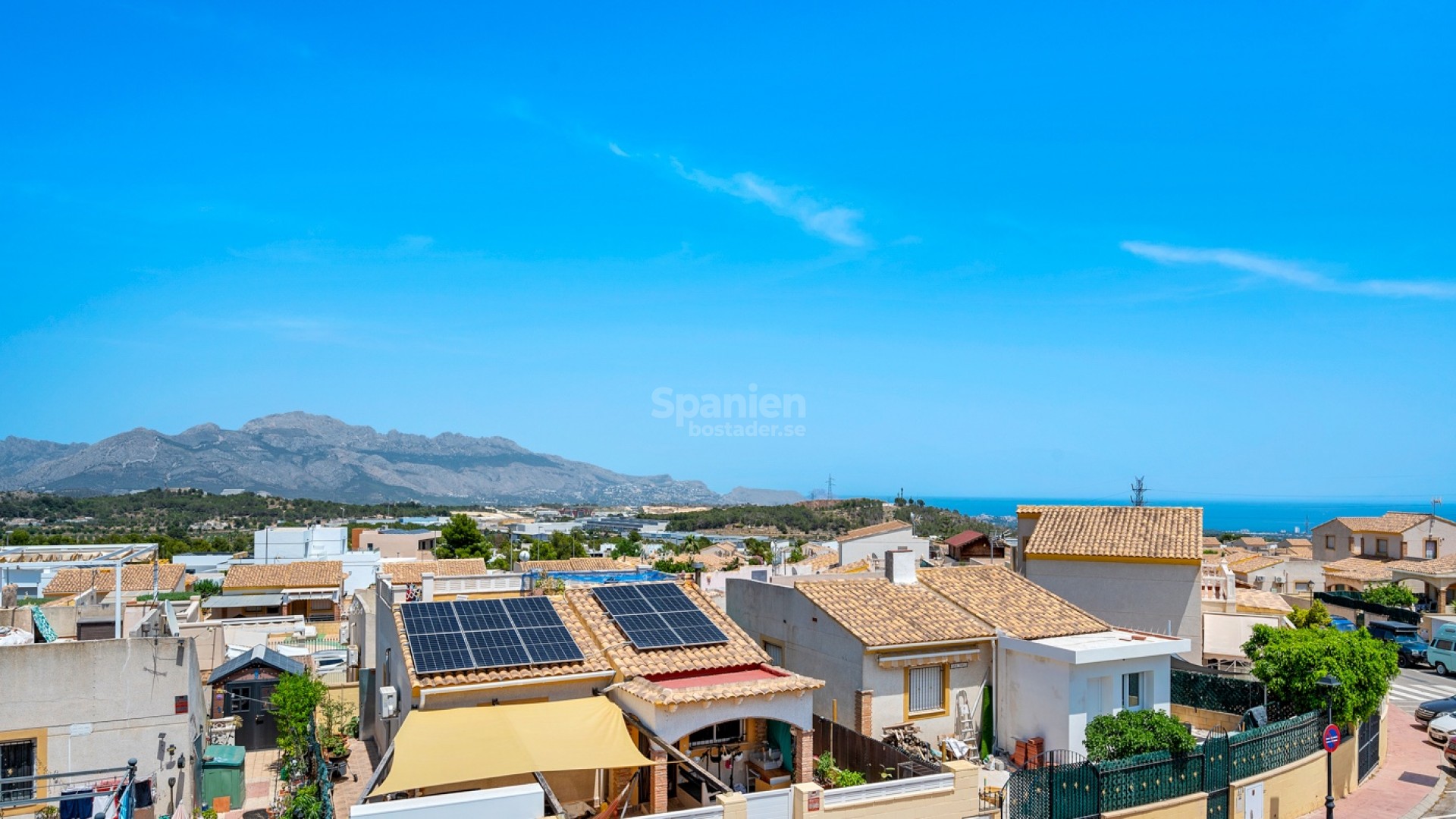 Resale - Villa -
Polop