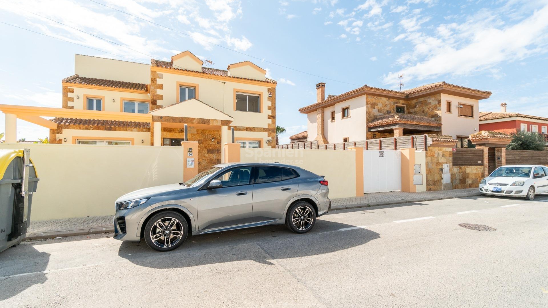 Resale - Villa -
Torrevieja - Aguas nuevas 2