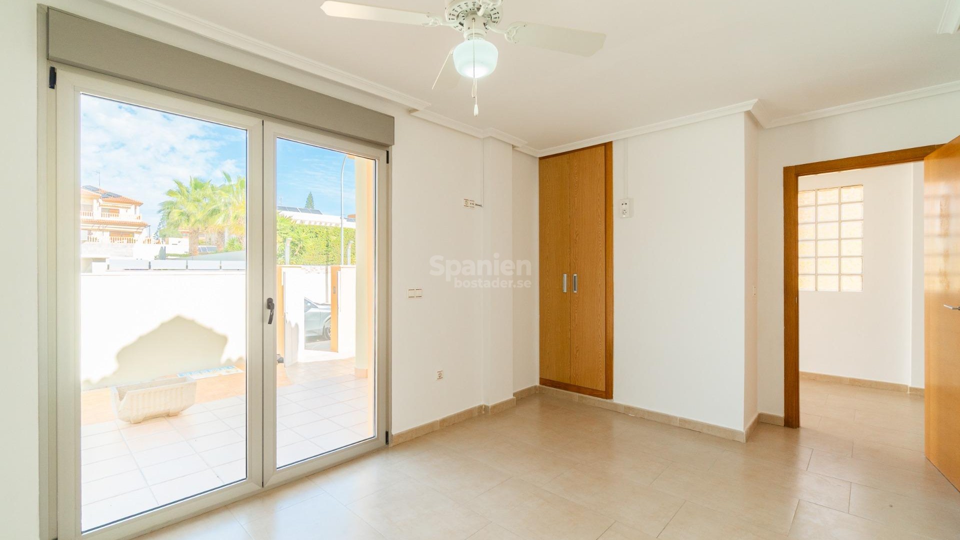 Resale - Villa -
Torrevieja - Aguas nuevas 2