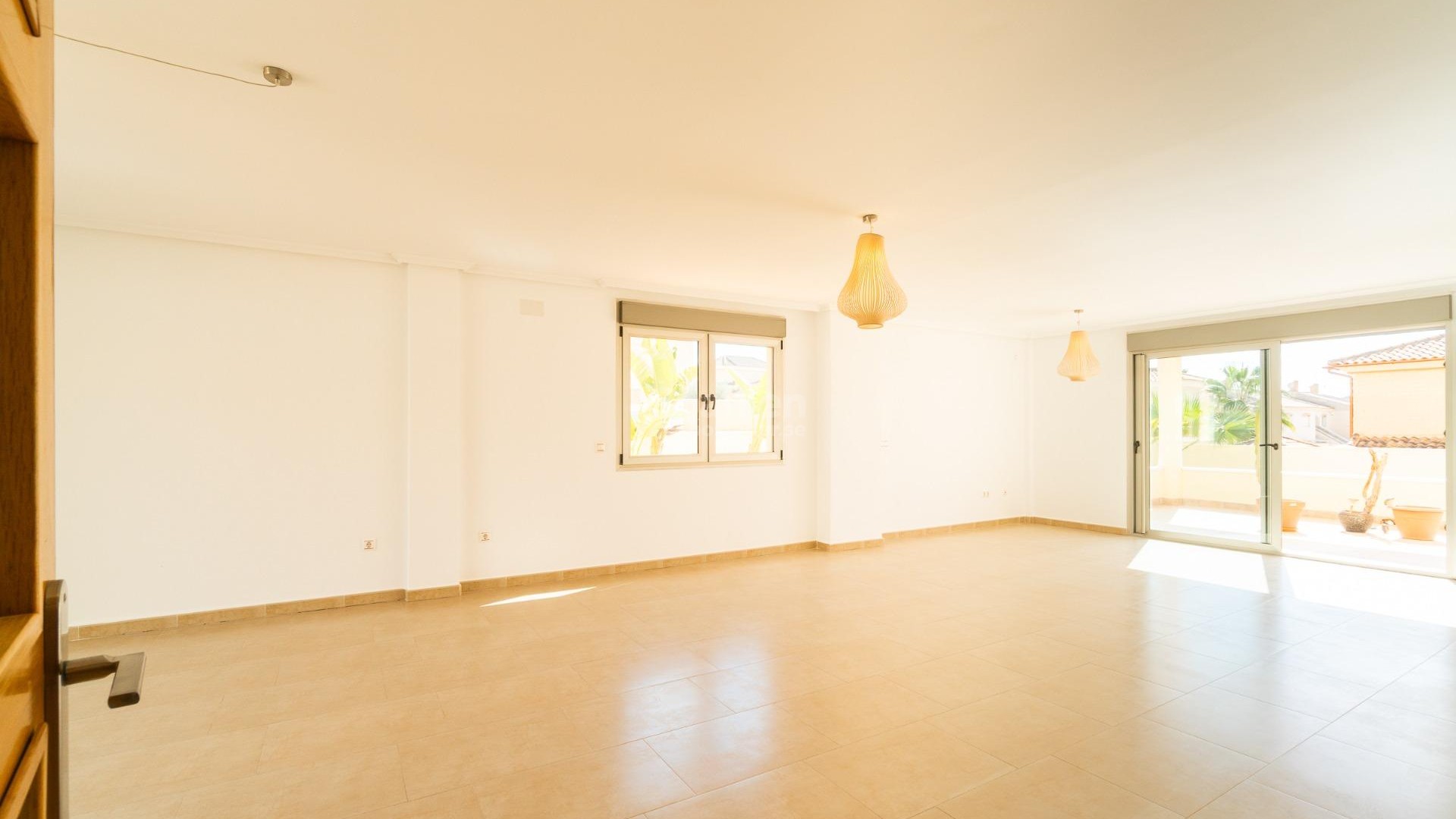 Resale - Villa -
Torrevieja - Aguas nuevas 2