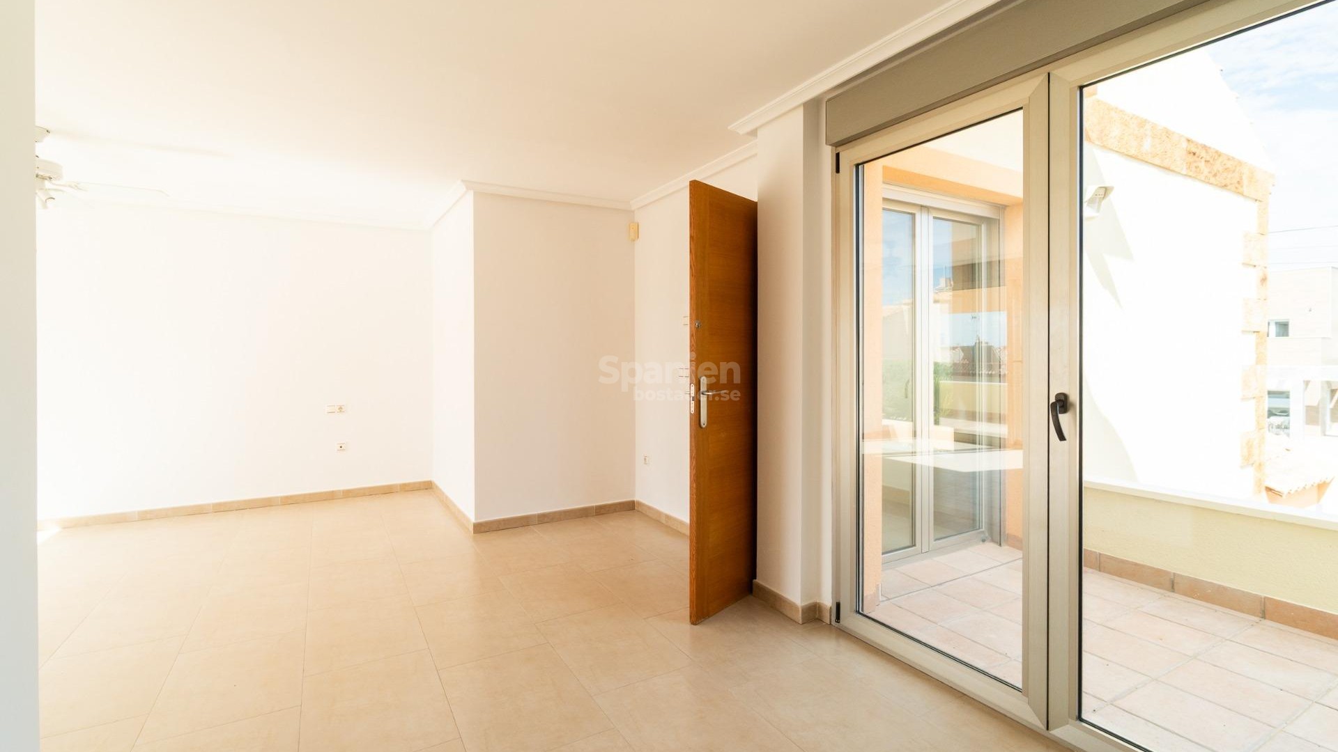 Resale - Villa -
Torrevieja - Aguas nuevas 2