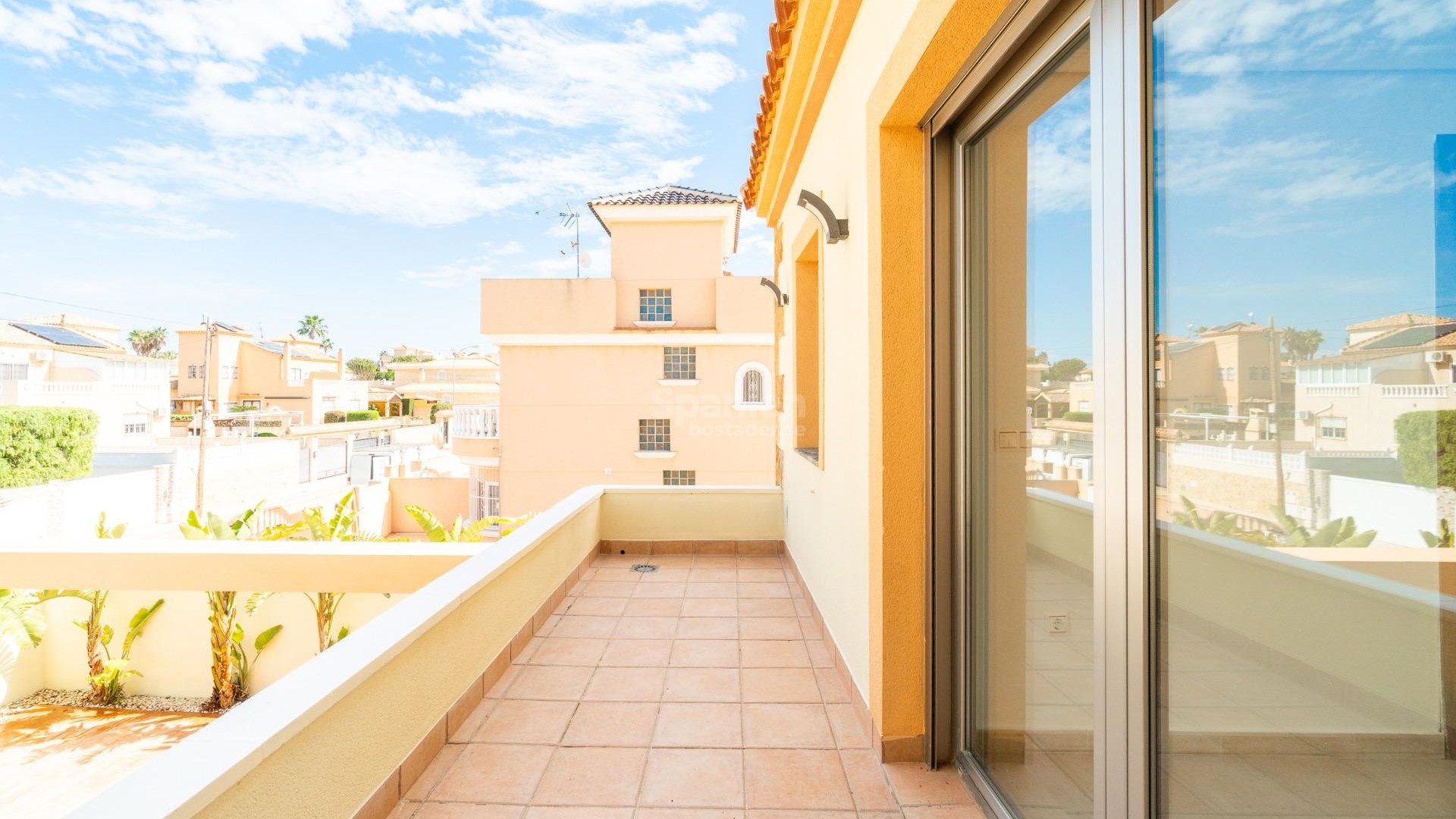Resale - Villa -
Torrevieja - Aguas nuevas 2