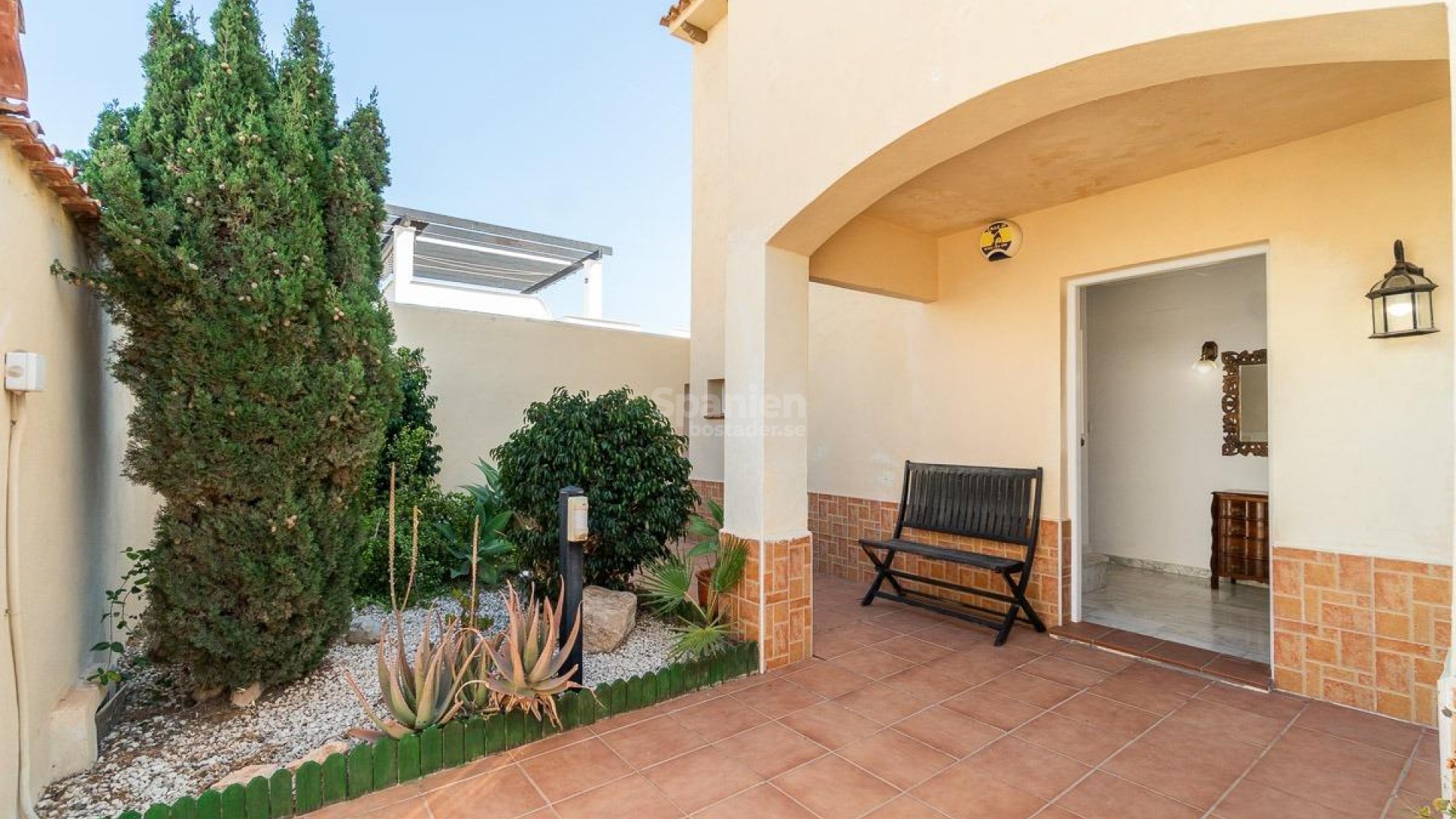 Resale - Villa -
Torrevieja - La Mata