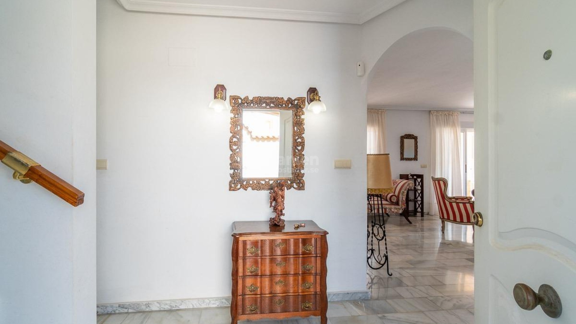 Resale - Villa -
Torrevieja - La Mata