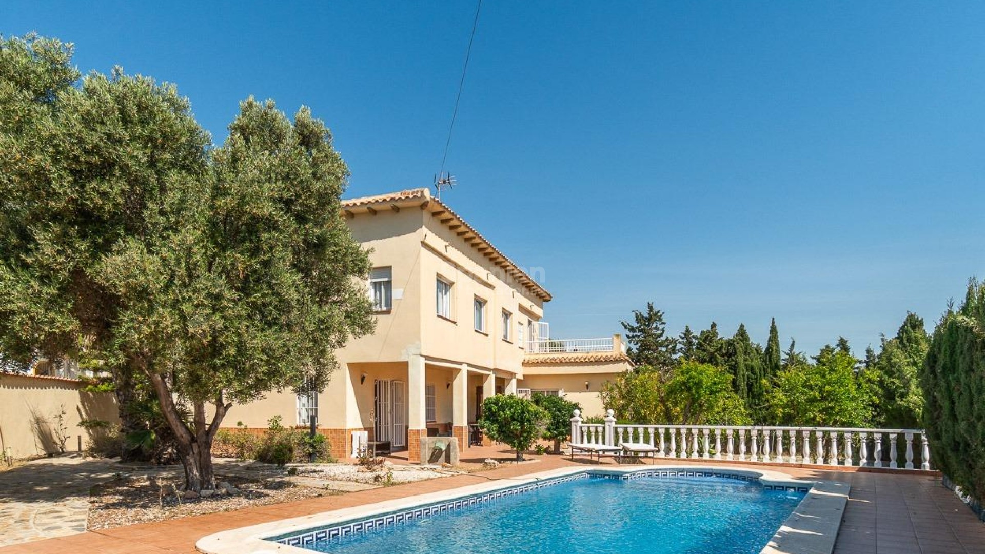 Resale - Villa -
Torrevieja - La Mata