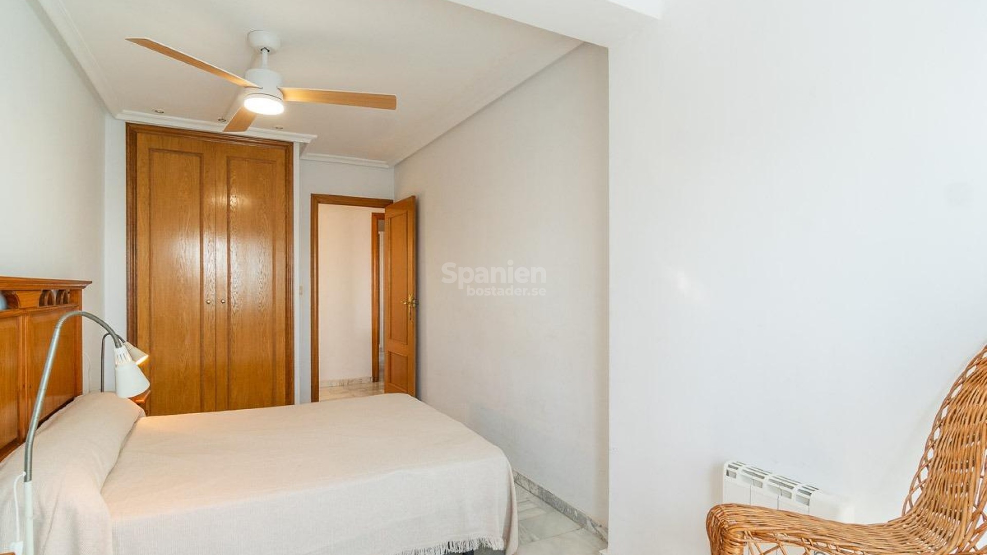 Resale - Villa -
Torrevieja - La Mata